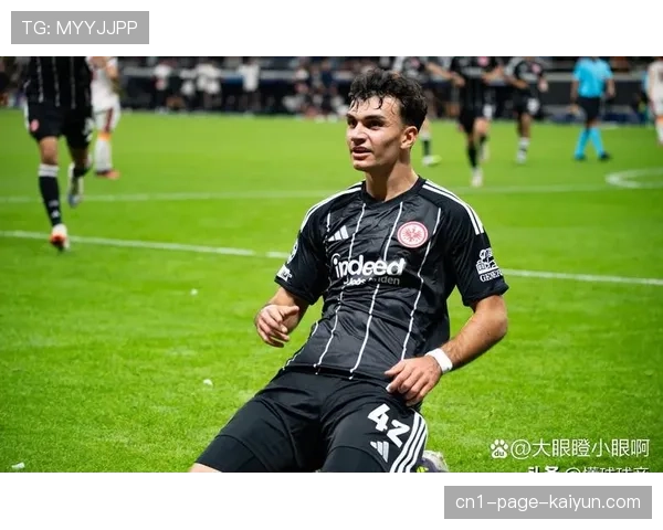 法兰克福六球领先连丢四球 攻防表现引发关注